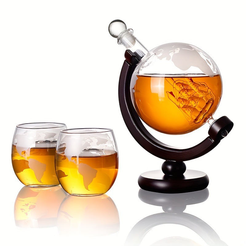 Wereldbolvormige whiskydispens - Decanter Globe Set recensie en prijs